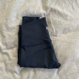 navy blue lululemon leggings